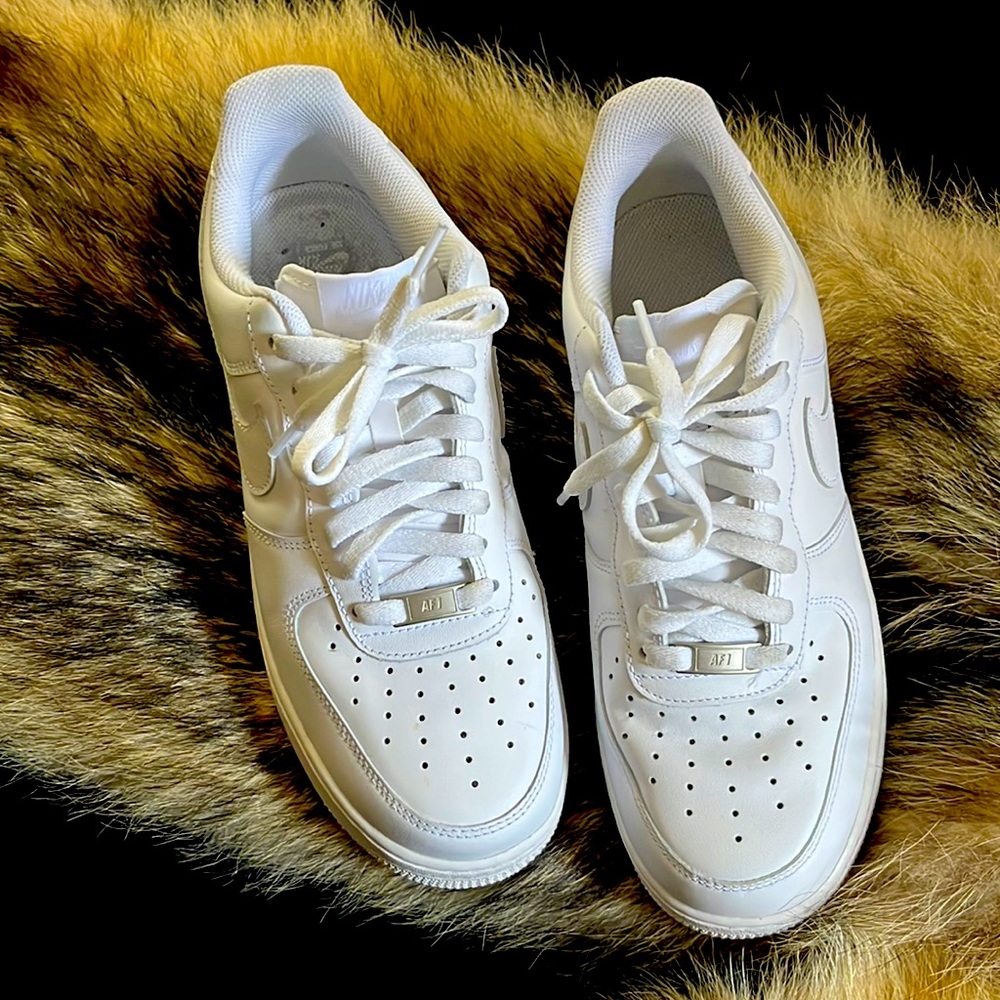 Nike Air Force 1s Mens Size 9.5 White